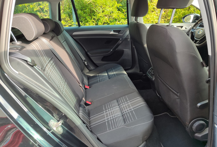 Volkswagen Golf  SW 1.6 TDI 110ch Lounge Caméra recul