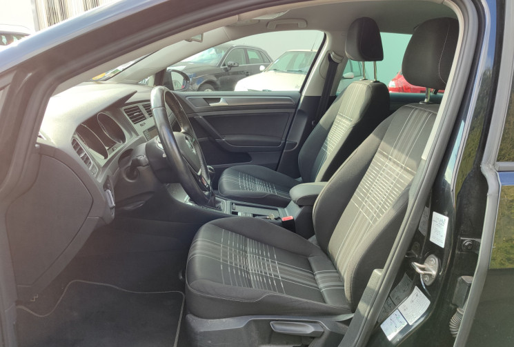Volkswagen Golf  SW 1.6 TDI 110ch Lounge Caméra recul