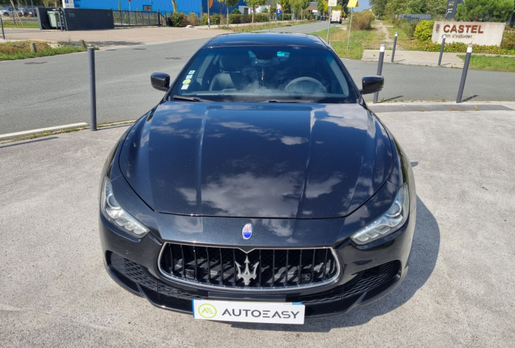 Maserati GHIBLI 3.0 V6 275ch * full cuir * entretien complet et à jour * carrosserie TBE *