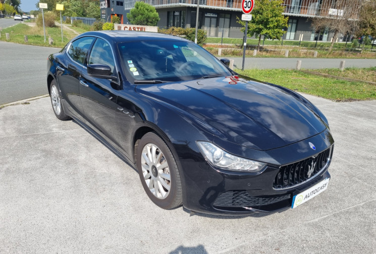 Maserati GHIBLI 3.0 V6 275ch * full cuir * entretien complet et à jour * carrosserie TBE *