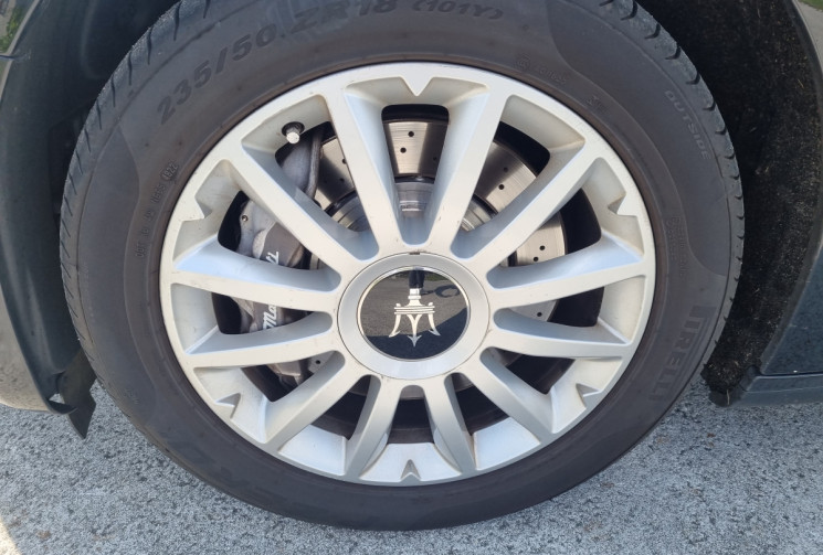 Maserati GHIBLI 3.0 V6 275ch * full cuir * entretien complet et à jour * carrosserie TBE *