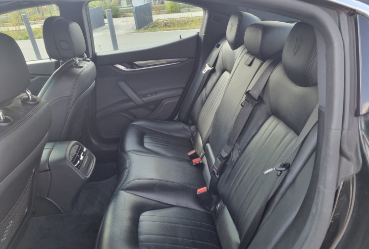 Maserati GHIBLI 3.0 V6 275ch * full cuir * entretien complet et à jour * carrosserie TBE *