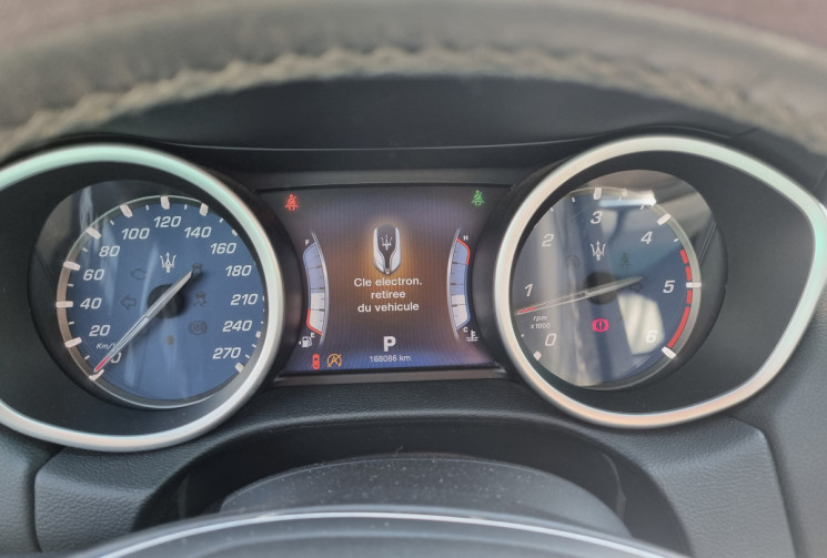 Maserati GHIBLI 3.0 V6 275ch * full cuir * entretien complet et à jour * carrosserie TBE *