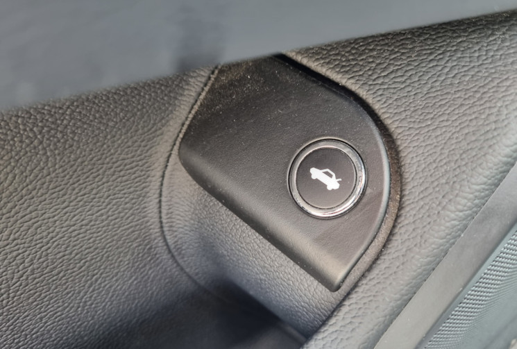 Maserati GHIBLI 3.0 V6 275ch * full cuir * entretien complet et à jour * carrosserie TBE *