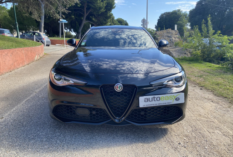 Alfa Romeo Giulia 2.0 TB 200 SPRINT AT8