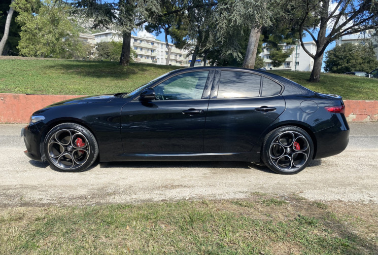Alfa Romeo Giulia 2.0 TB 200 SPRINT AT8