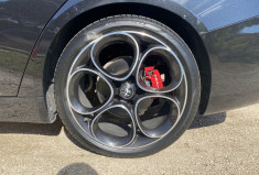 Alfa Romeo Giulia 2.0 TB 200 SPRINT AT8