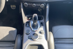 Alfa Romeo Giulia 2.0 TB 200 SPRINT AT8