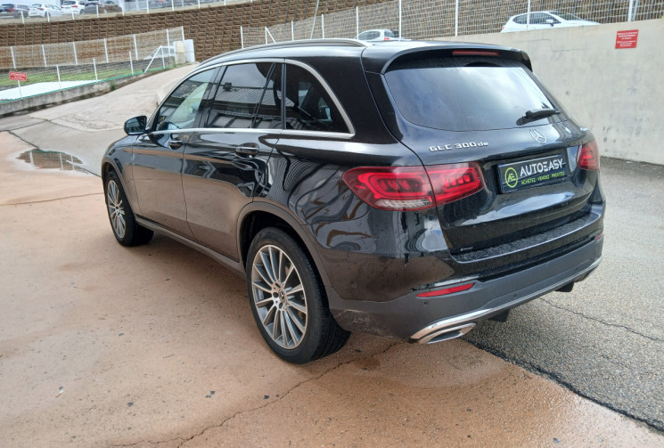 Mercedes GLC 300 de 194 + 122 ch AMG LINE 