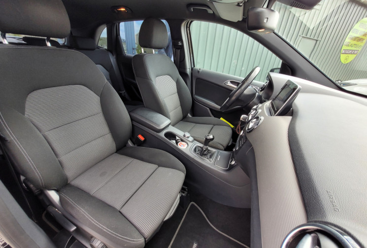 Mercedes CLASSE B Phase 2 180 CDi 1.5 CDi 8V 109 cv INSPIRATION