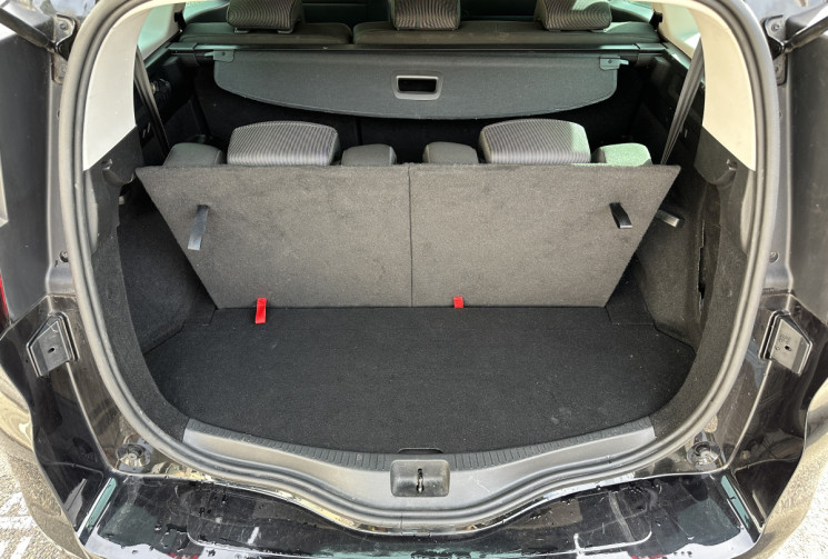 RENAULT GRAND SCENIC 1.7 Blue dCi 120 Ch EDC 7 places Entretien 100% Renault 1ère main TVA récup