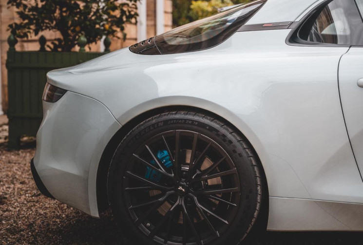 Alpine A110 S 1.8 T 300 ch (échappement inox sur mesure)