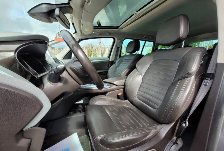Renault ESPACE V 1.6 dCi 16V EDC6  INTENS 161 cv siège cuir/massant/chauffant