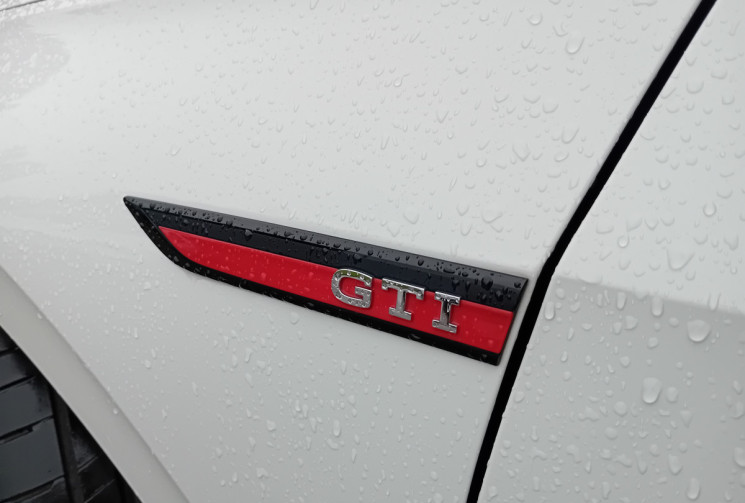 Volkswagen Golf GTI 2.0 TSi 245 CV - Immat France - Toit Ouvrant - Harman Kardon