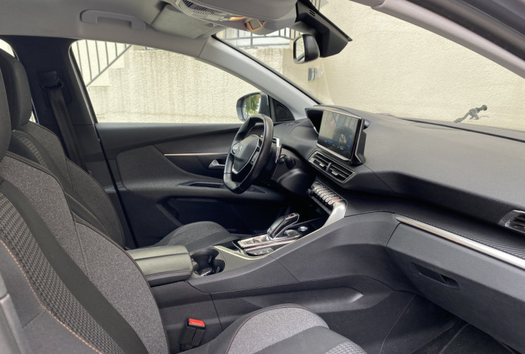 Peugeot 3008 II PHASE 2 BUSINESS 1.5 BLUE HDI EAT8 S&S 130CH BVA