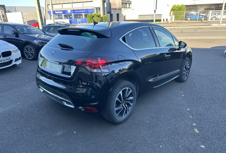 DS DS4 BlueHDi 120ch Connected Chic S&S EAT6