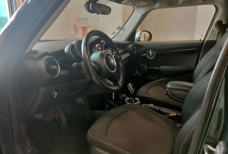 MINI MINI 5 PORTES 5 Portes Cooper D 116ch BVA7