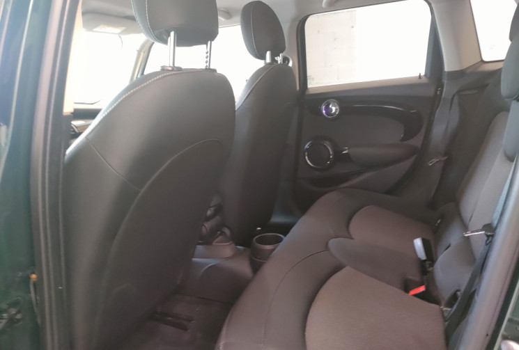 MINI MINI 5 PORTES 5 Portes Cooper D 116ch BVA7