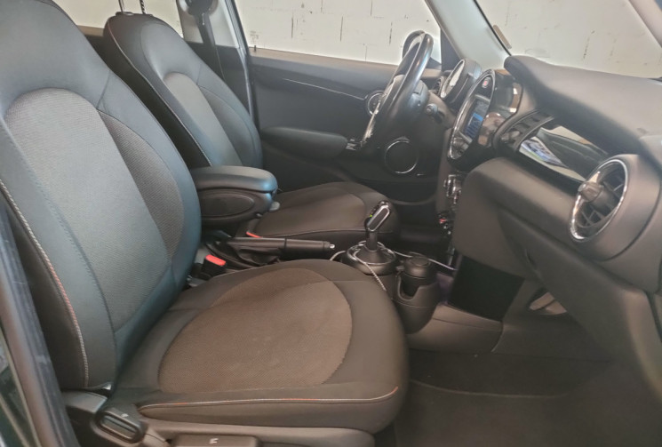 MINI MINI 5 PORTES 5 Portes Cooper D 116ch BVA7