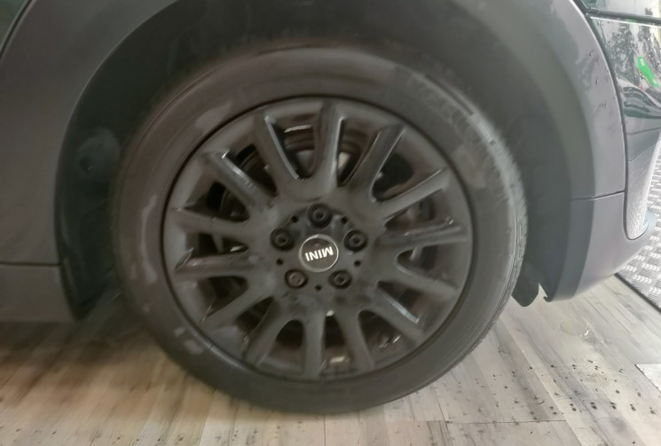 MINI MINI 5 PORTES 5 Portes Cooper D 116ch BVA7