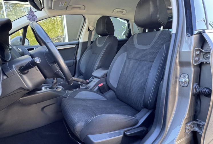 Citroën C4 1.2 e-THP 110 Millenium * ENTRETIEN A JOUR * CARPLAY * GARANTIE 6 MOIS