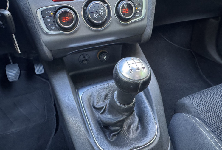 Citroën C4 1.2 e-THP 110 Millenium * ENTRETIEN A JOUR * CARPLAY * GARANTIE 6 MOIS