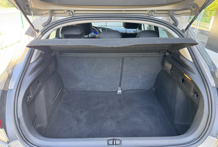 Citroën C4 1.2 e-THP 110 Millenium * ENTRETIEN A JOUR * CARPLAY * GARANTIE 6 MOIS