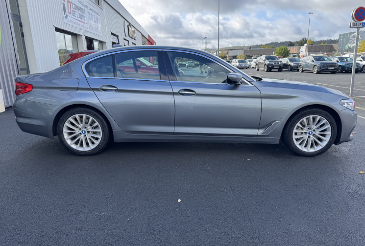 BMW SERIE 5 530eA iPerformance 252ch Luxury