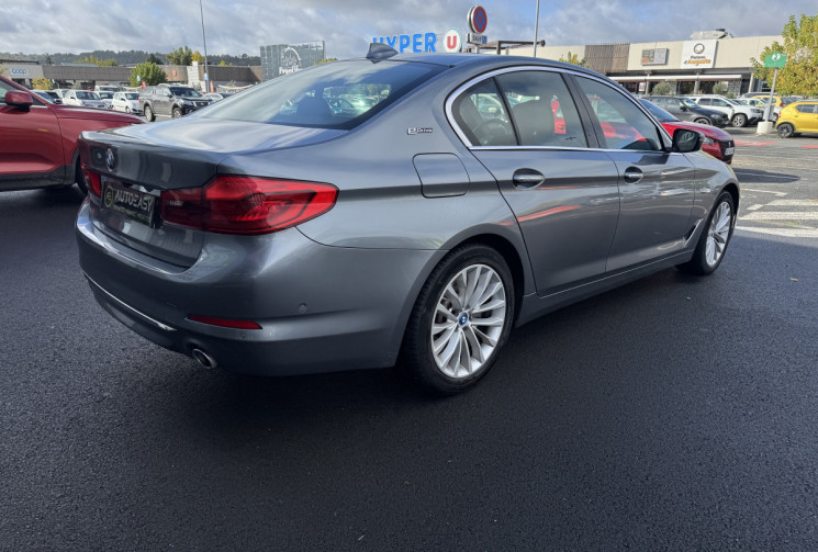 BMW SERIE 5 530eA iPerformance 252ch Luxury