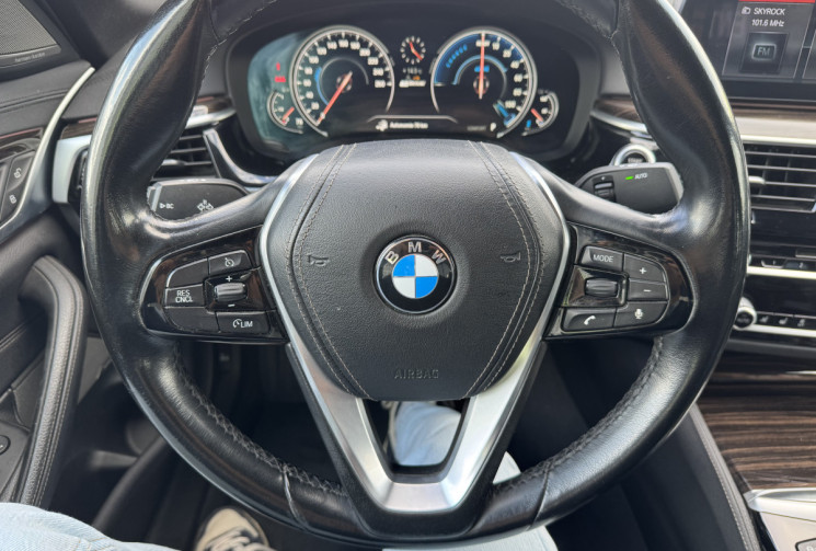 BMW SERIE 5 530eA iPerformance 252ch Luxury
