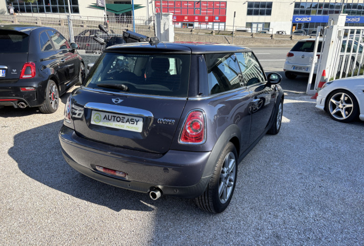 Mini MINI R56 1.6 COOPER 122 Ch