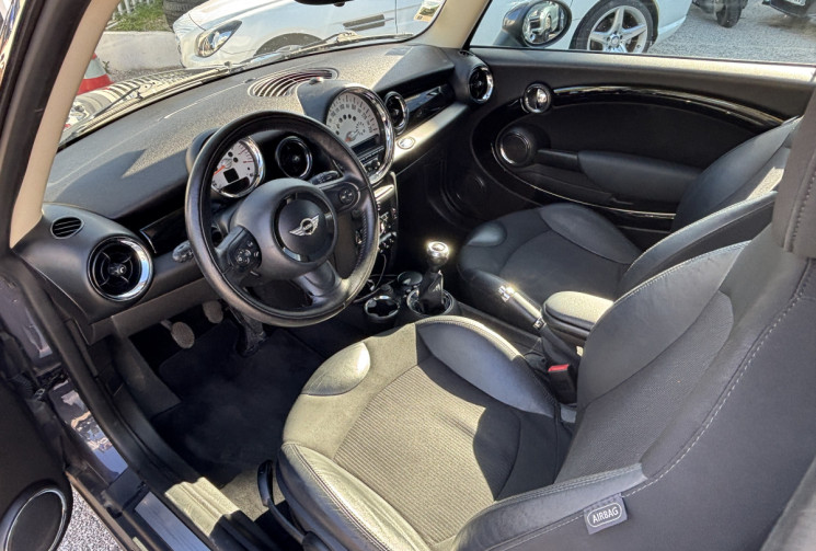 Mini MINI R56 1.6 COOPER 122 Ch