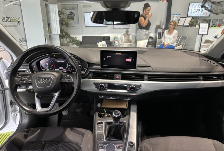 AUDI A4 2.0 TDI 150 ch Business line