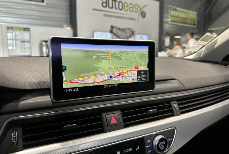 AUDI A4 2.0 TDI 150 ch Business line