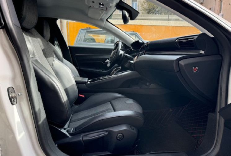 Peugeot 508 allure business 1.5 hdi 136 cv origine France 2eme main / CAR PLAY / FEUX LED / KEY LESS