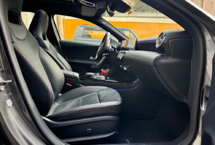Mercedes CLASSE A 180 amg line 1.5d 116 cv origine France 2em main / ETAT NEUF / CARPLAY / KEY LESS 