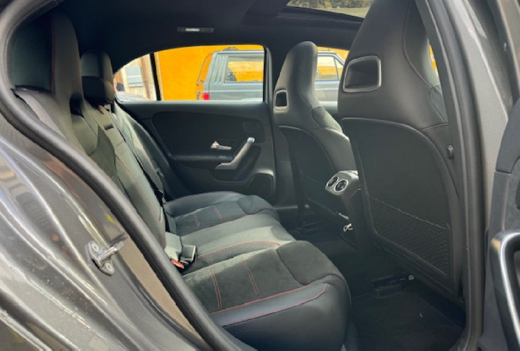 Mercedes CLASSE A 180 amg line 1.5d 116 cv origine France 2em main / ETAT NEUF / CARPLAY / KEY LESS 