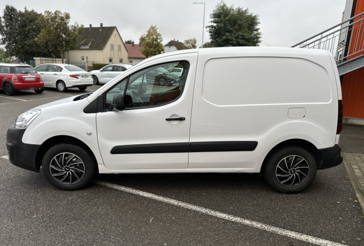 Peugeot PARTNER PREMIUM  Standard 1.6 blue HDI 100 ch