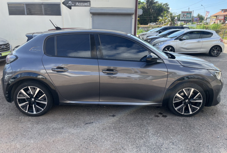 Peugeot 208 1.5 BlueHDi 100 cv S&S GT Line // Faible kilométrage  // Première main