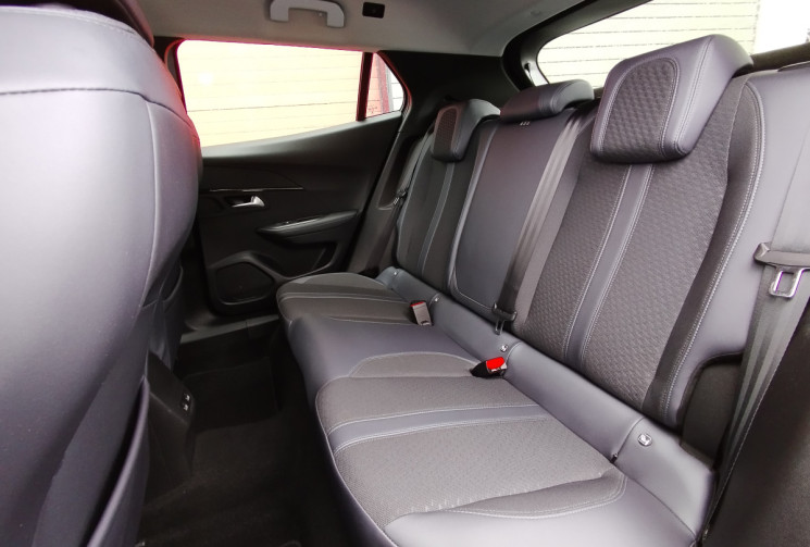 Peugeot 2008 1.2 PureTech 130 S&S Allure Business BVM6