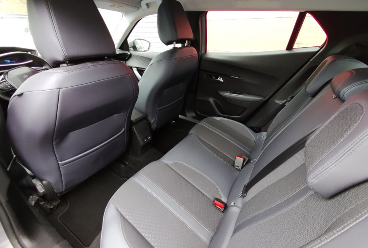 Peugeot 2008 1.2 PureTech 130 S&S Allure Business BVM6