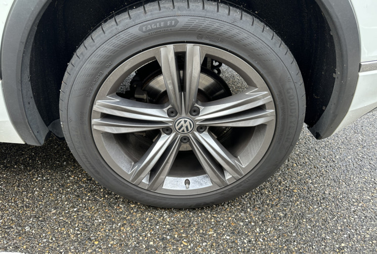 Volkswagen Tiguan 2.0 BI-TDI 240 Ch Carat Exclusive R-Line 4Motion DSG7 Pano HK Coffre elec