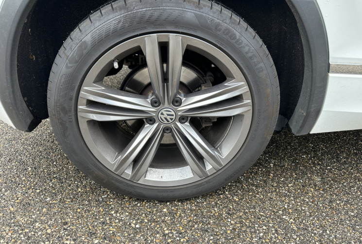 Volkswagen Tiguan 2.0 BI-TDI 240 Ch Carat Exclusive R-Line 4Motion DSG7 Pano HK Coffre elec