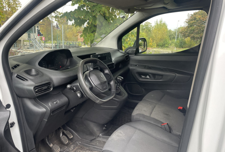 PEUGEOT PARTNER 1.5 BlueHDi 130 CV TRES BON ÉTAT TVA RECUPERABLE