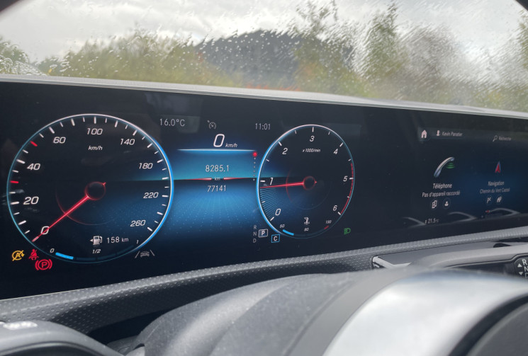 Mercedes Classe A AMG LINE 180d 116 cv * Son Burmester * Caméra * MBUX * Sièges chauffants