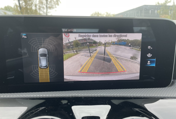 Mercedes Classe A AMG LINE 180d 116 cv * Son Burmester * Caméra * MBUX * Sièges chauffants
