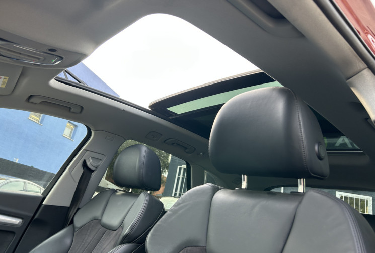 Audi Q5 2.0 TDI 163 Ch Design Quattro S tronic 7 * ENTRETIEN AUDI * TOIT OUVRANT * SIEGES CHAUFFANTS
