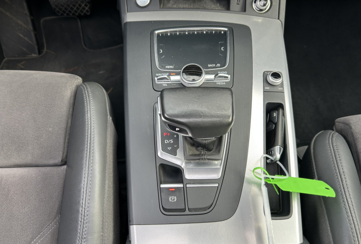 Audi Q5 2.0 TDI 163 Ch Design Quattro S tronic 7 * ENTRETIEN AUDI * TOIT OUVRANT * SIEGES CHAUFFANTS