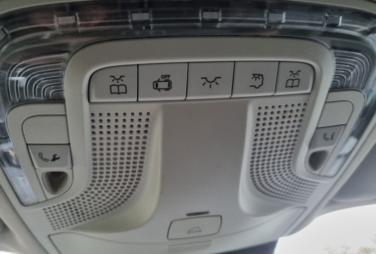 MERCEDES CLASSE V long exclusive 8 places V220 2.2 CDI 7G-TRONIC 163 cv TVA RECUPERABLE 