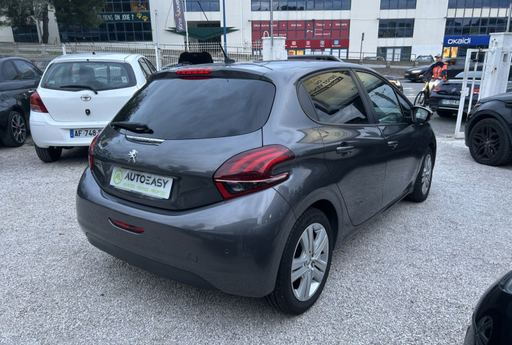 Peugeot 208 1.2 PureTech 82 Ch Style 5 portes